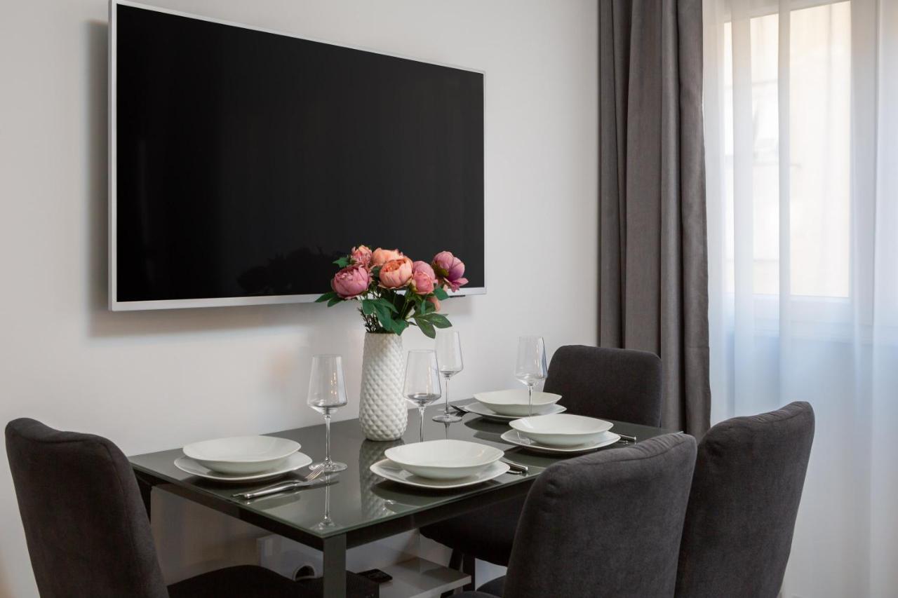 Luxury Studios & Room Five Split Exterior foto